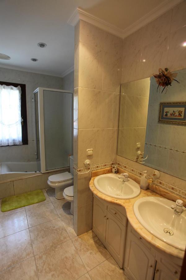 Espectacular Casa Con Piscina En Allariz Zewnętrze zdjęcie
