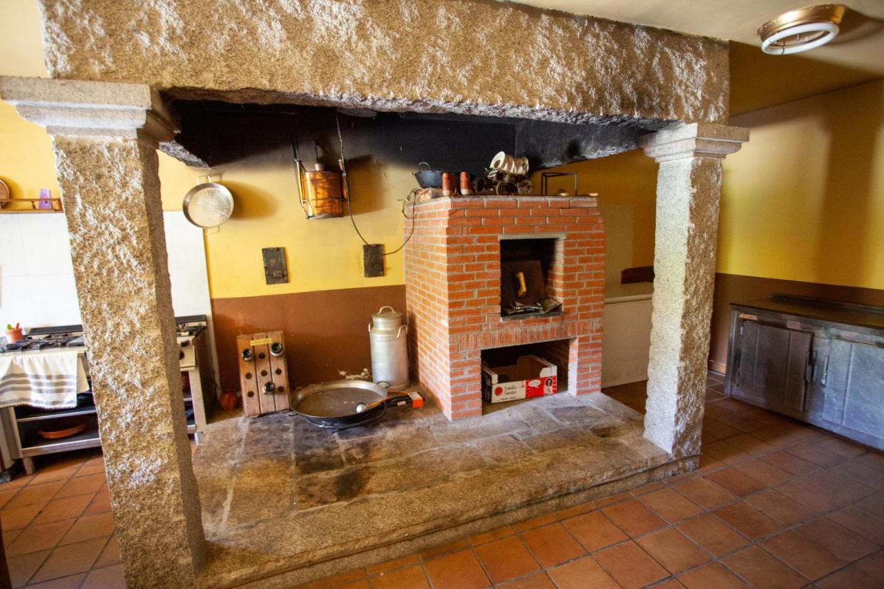 Espectacular Casa Con Piscina En Allariz Zewnętrze zdjęcie
